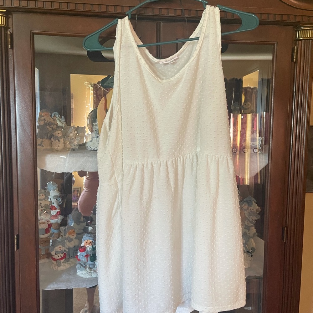 Chic soul baby doll white pearl top.